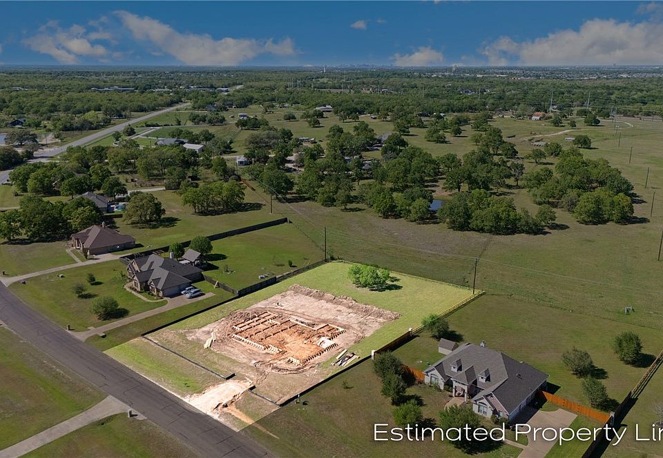 1st image of 17211 Saddle Creek Dr