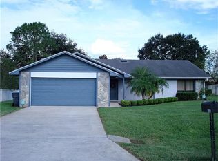 8659 Tara Pl, Lakeland, FL 33809