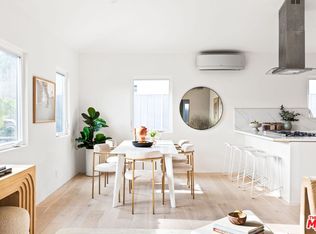 857 Rose Ave, Venice, CA 90291