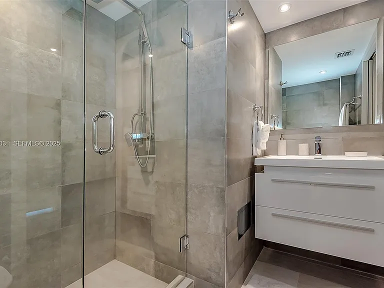 90 Alton Rd #2410 — Photo 22