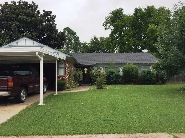11705 E 22nd St, Tulsa, OK 74129