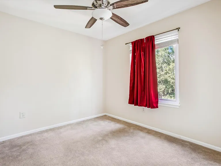 9712 Kingsbridge Dr #303 — Photo 10