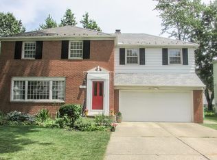 2053 Temblethurst Rd, South Euclid, OH 44121