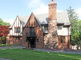 15 Undercliff Rd, Montclair, NJ 07042