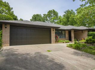 1632 Pointe Royale Dr, Branson, MO 65616