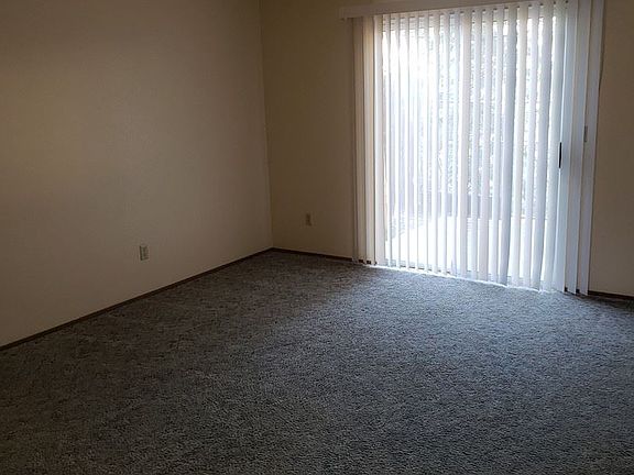 4th image of 5391 Valleyridge Dr APT 2