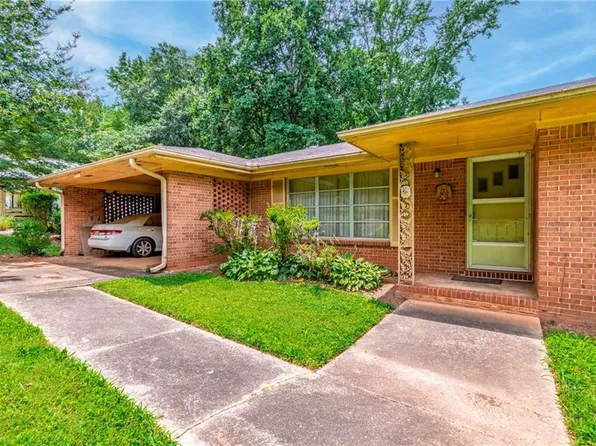 3057 Thrasher Cir, Decatur, GA 30032