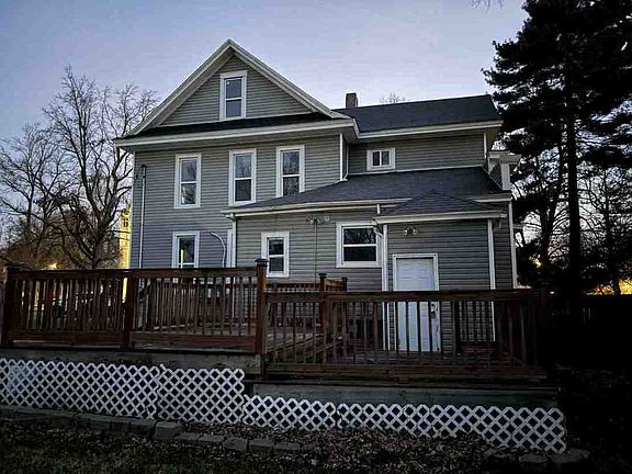 2nd image of 861 W College Ave
