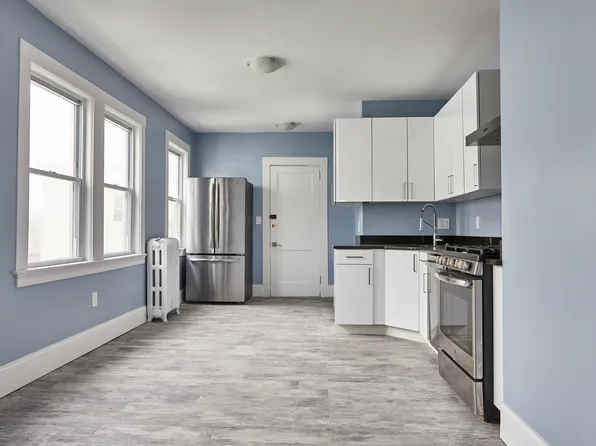52 Mansfield St, Somerville, MA