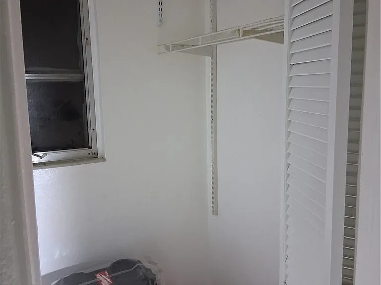 1260 Joerin Ave — Photo 6