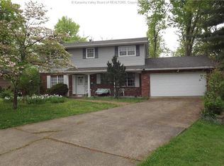 11 Druid Pl, Charleston, WV 25314