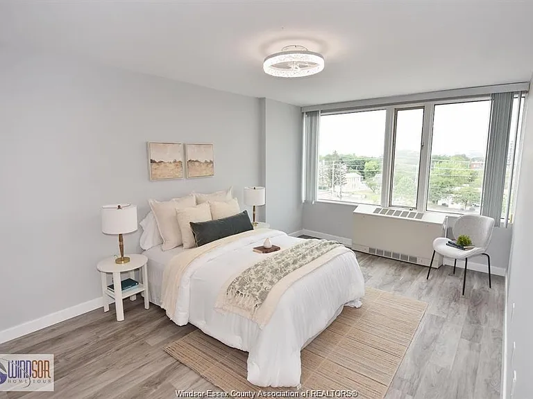 2144 Pelissier St #601 — Photo 31