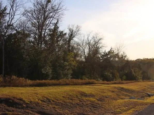 22 Chappell Reserve Dr, Washington, TX 77880