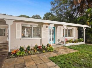 2215 Hyde Park St, Sarasota, FL 34239