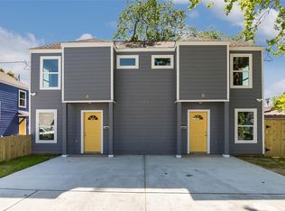 110 N Burr St #A, Houston, TX 77011