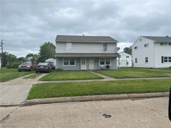 2929 Cromwell Dr, Lorain, OH 44052