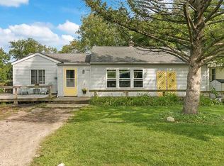 8904 Woody Trl, Wonder Lake, IL 60097