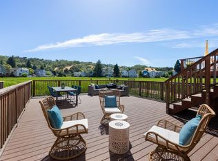 668 Santana Rd, Novato, CA 94945