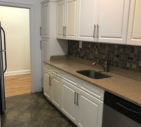 5th image of 48-20 44th St APT 1A