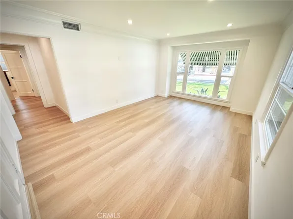 1700 Del Valle Ave, Glendale, CA 91208