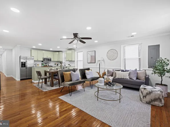 5307 E St SE, Washington, DC 20019