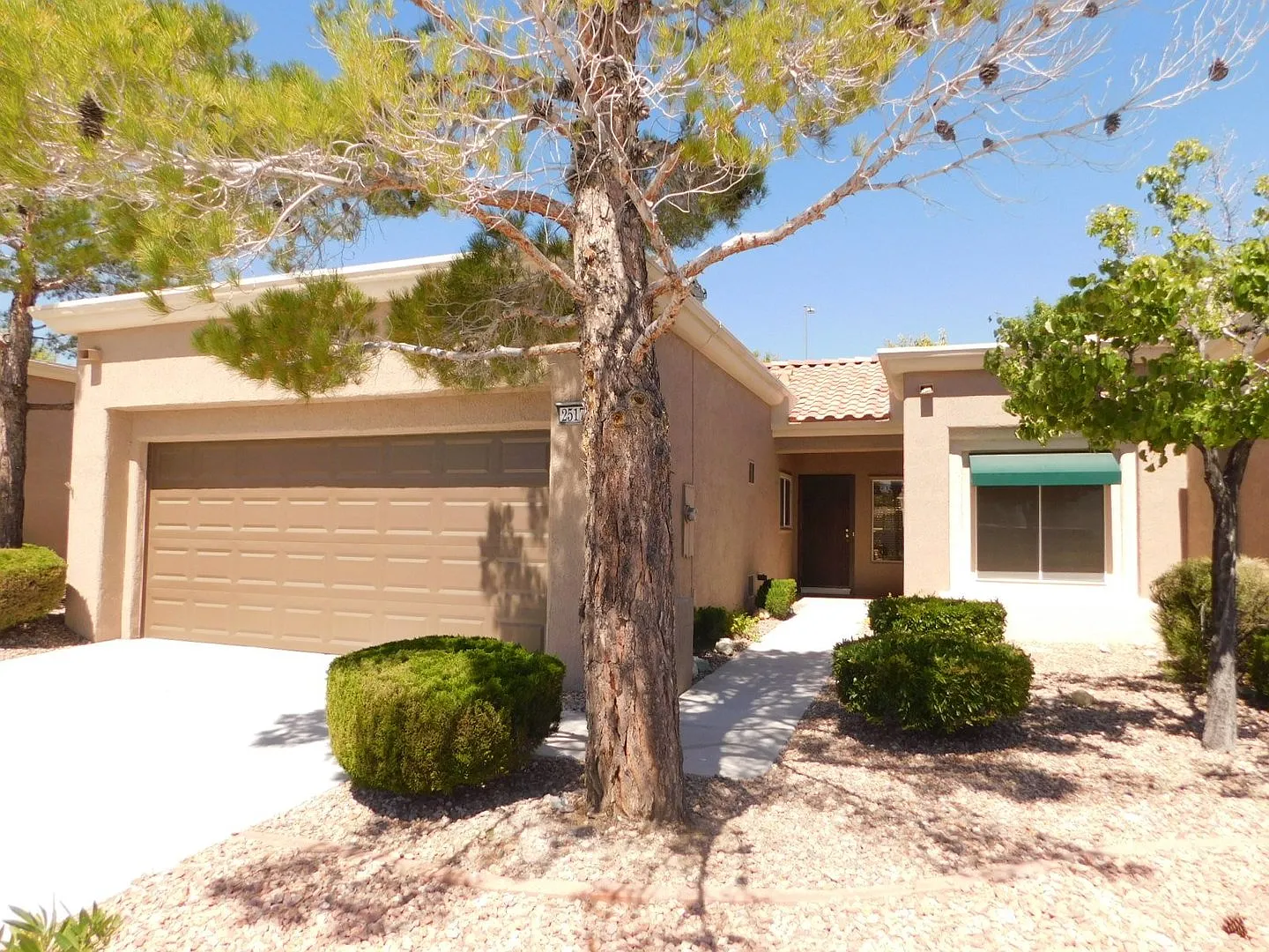 2 Bed/ 2 Bath Charleston floor plan in Sun City Summerlin — Photo 2