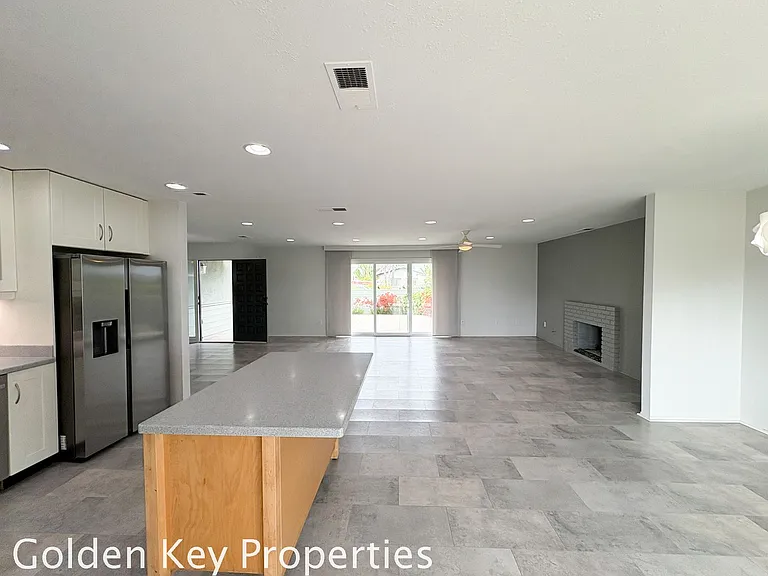 5510 Los Robles Dr — Photo 10