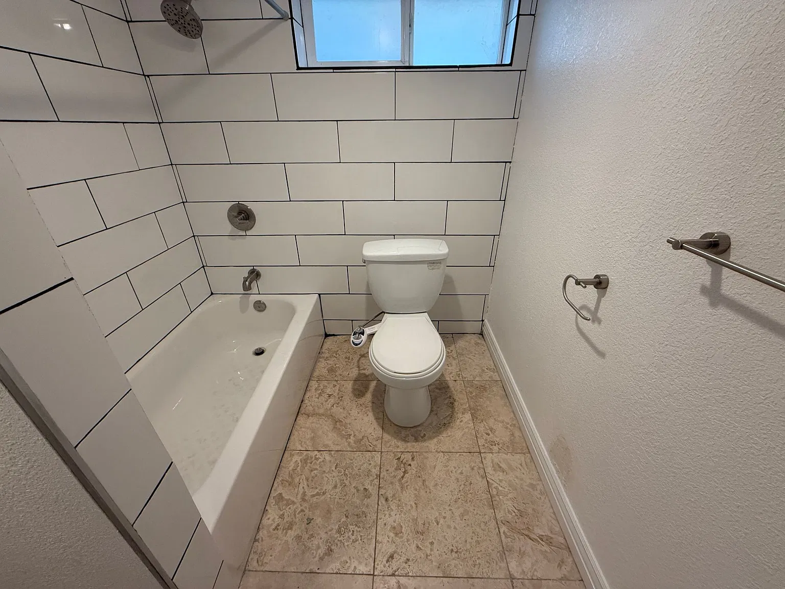 4 bed, 1736 sqft, $750 — Photo 4