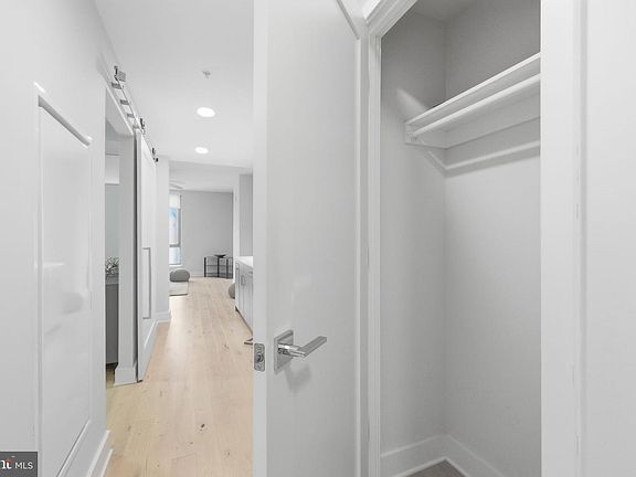 3rd image of 1211 Van St SE #612