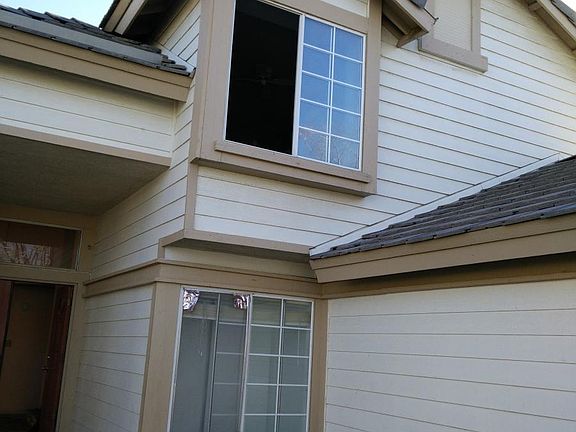 2nd image of 2322 Lightcap St