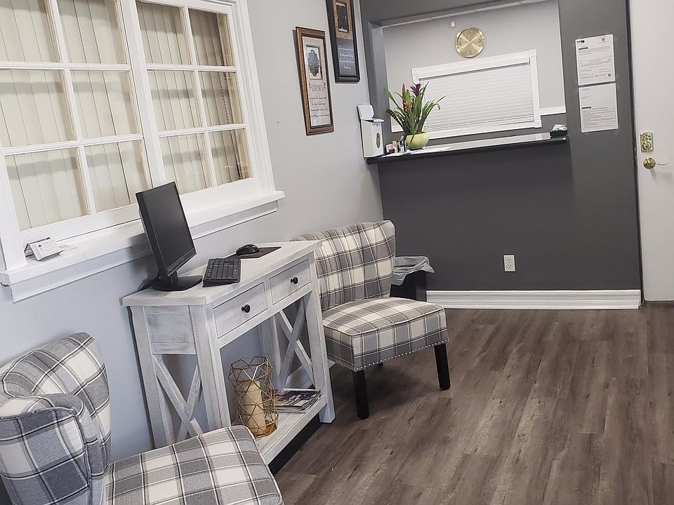 Woodbridge Village Apartments 1900 N Marianna Ave Los Angeles CA Zillow