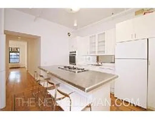 Rented by Douglas Elliman | media 14