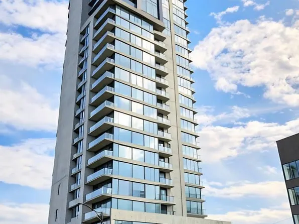 15 Lynch St #601, Brampton, ON L6W 2Z8