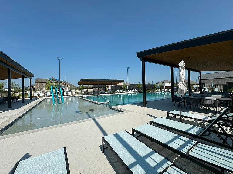 3713 Canyon Dr — Photo 29