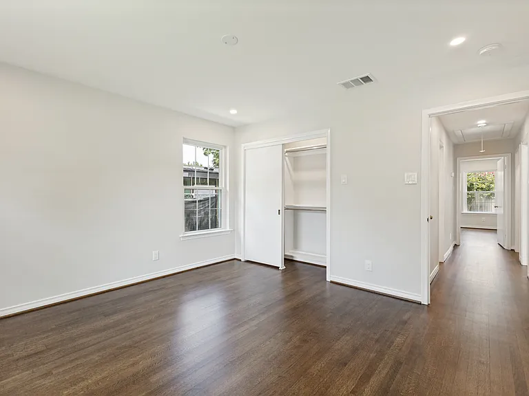 6536 Patrick Dr — Photo 13