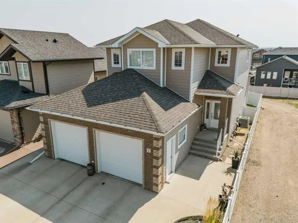 1 N Hamptons Close SE, Medicine Hat, AB T1B 0C6