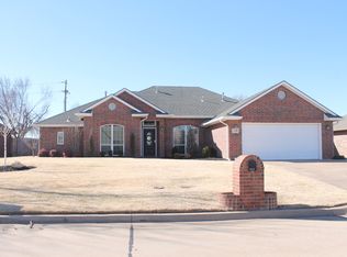 1108 Quail Ridge Rd, Enid, OK 73703