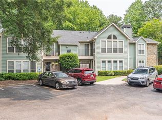 3007 Canyon Point Cir, Roswell, GA 30076