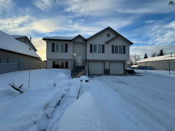 1615 Tamarack St, Fairbanks, AK 99706