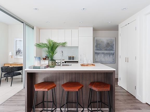4th image of 506-1308 Hornby St #506