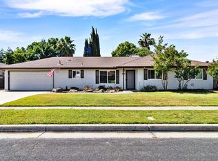 1908 Riverview Dr, Madera, CA 93637