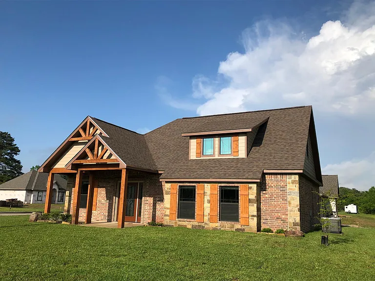 102 Elkhorn Dr — Photo 3