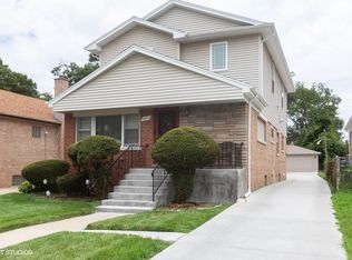 9703 S Beverly Ave, Chicago, IL 60643