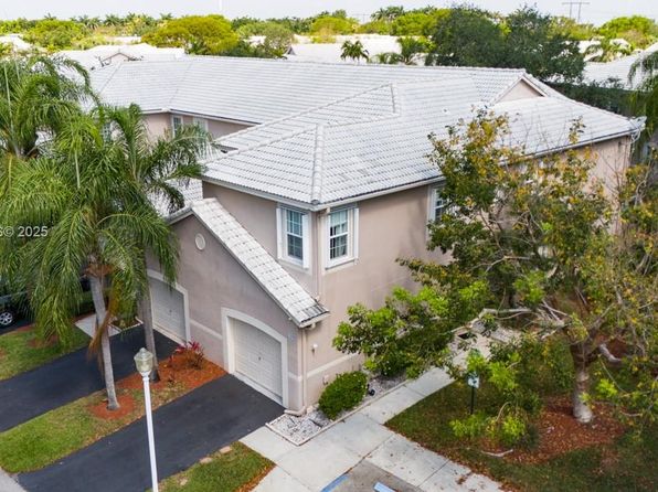 199 Madeira Dr #1999