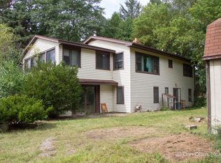 5014 Pine Island Dr NE, Comstock Park, MI 49321