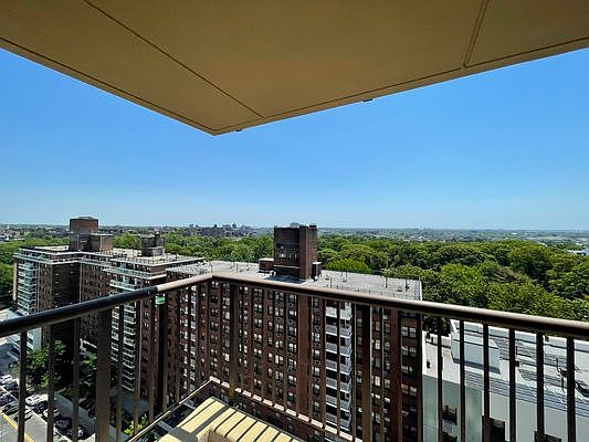1st image of 123-33 83rd Ave #605