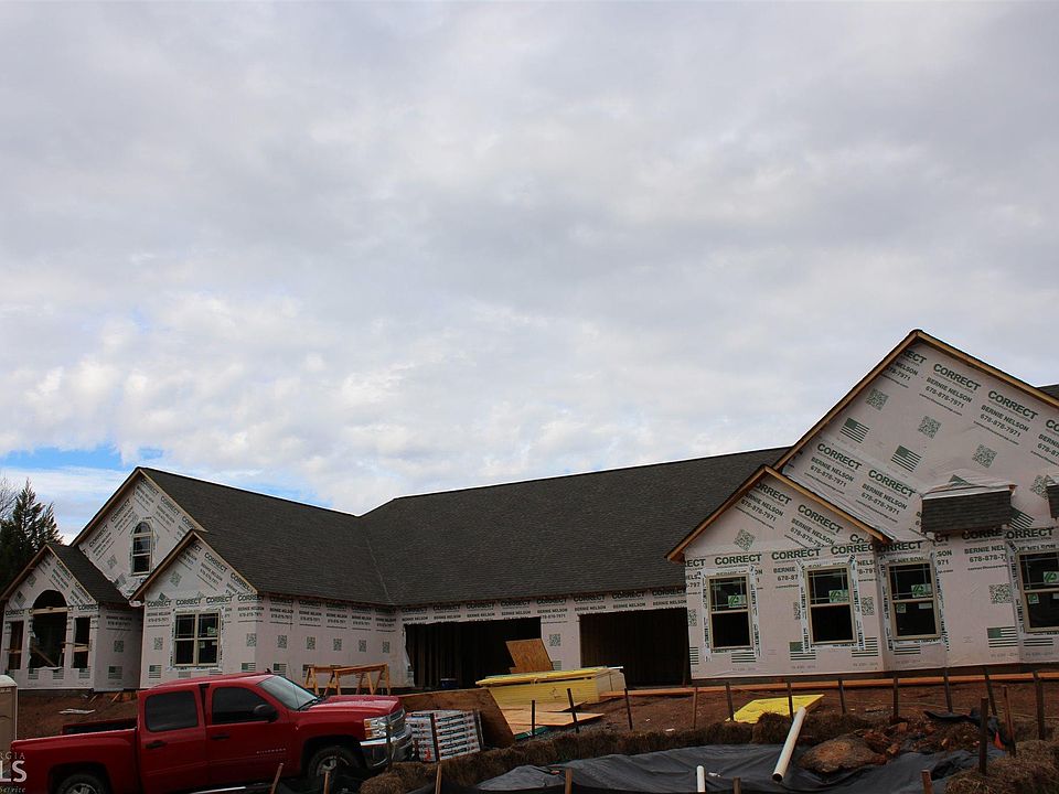1st image of 2 William Dr NE #45