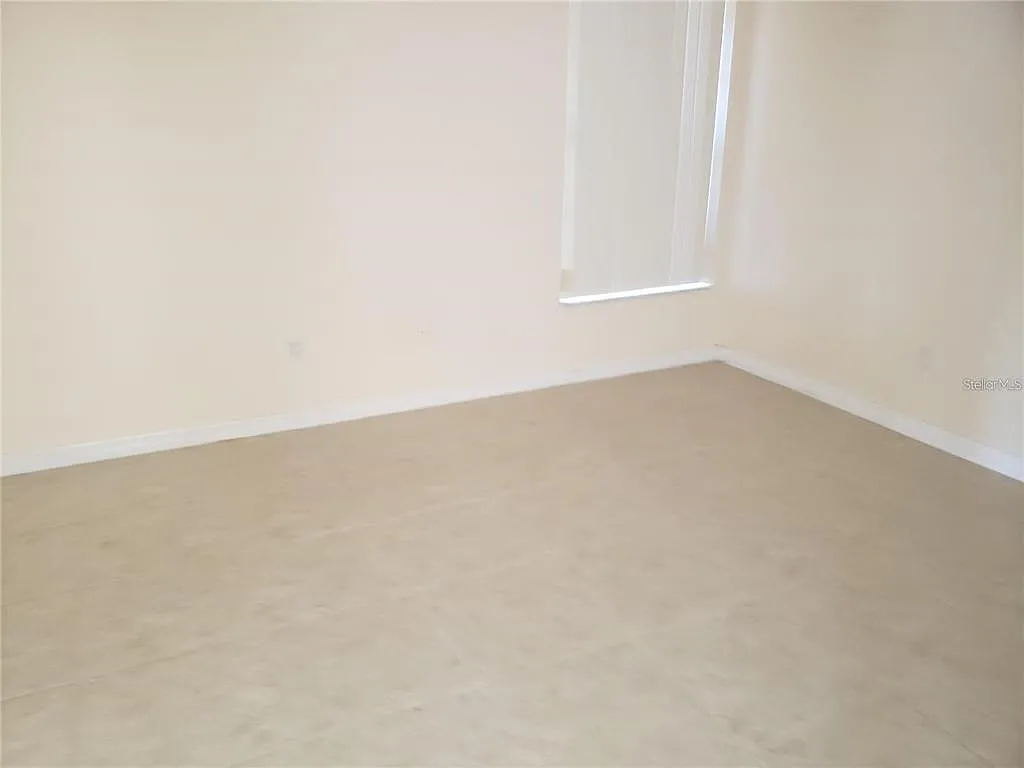 3 bed, 2.0 bath, 1556 sqft, $2,500 — Photo 4
