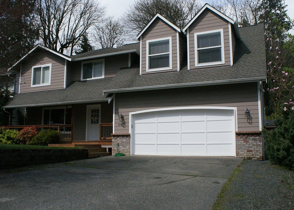 1st image of 11627 Meridian Pl NE