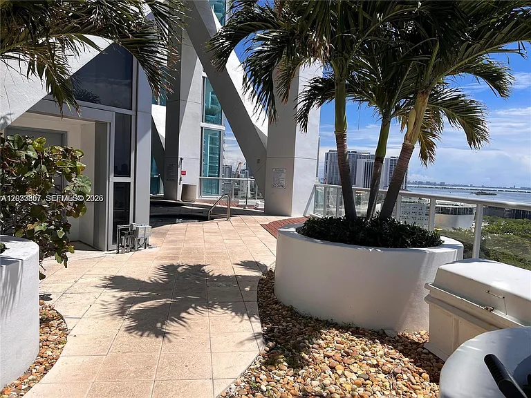 888 Biscayne Blvd #3001 — Photo 17